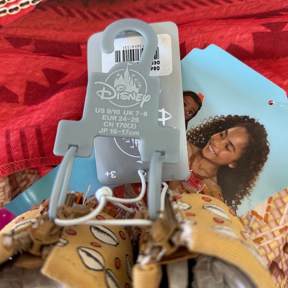 Disney Moana Costume and sandals - Picture 5 of 5